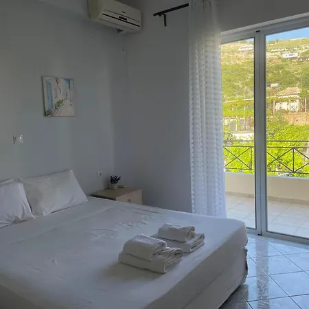 Marina Apartaments Himare Exterior photo