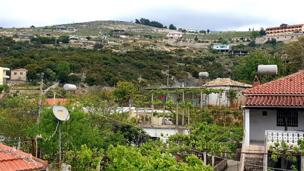 Marina 公寓 Himare