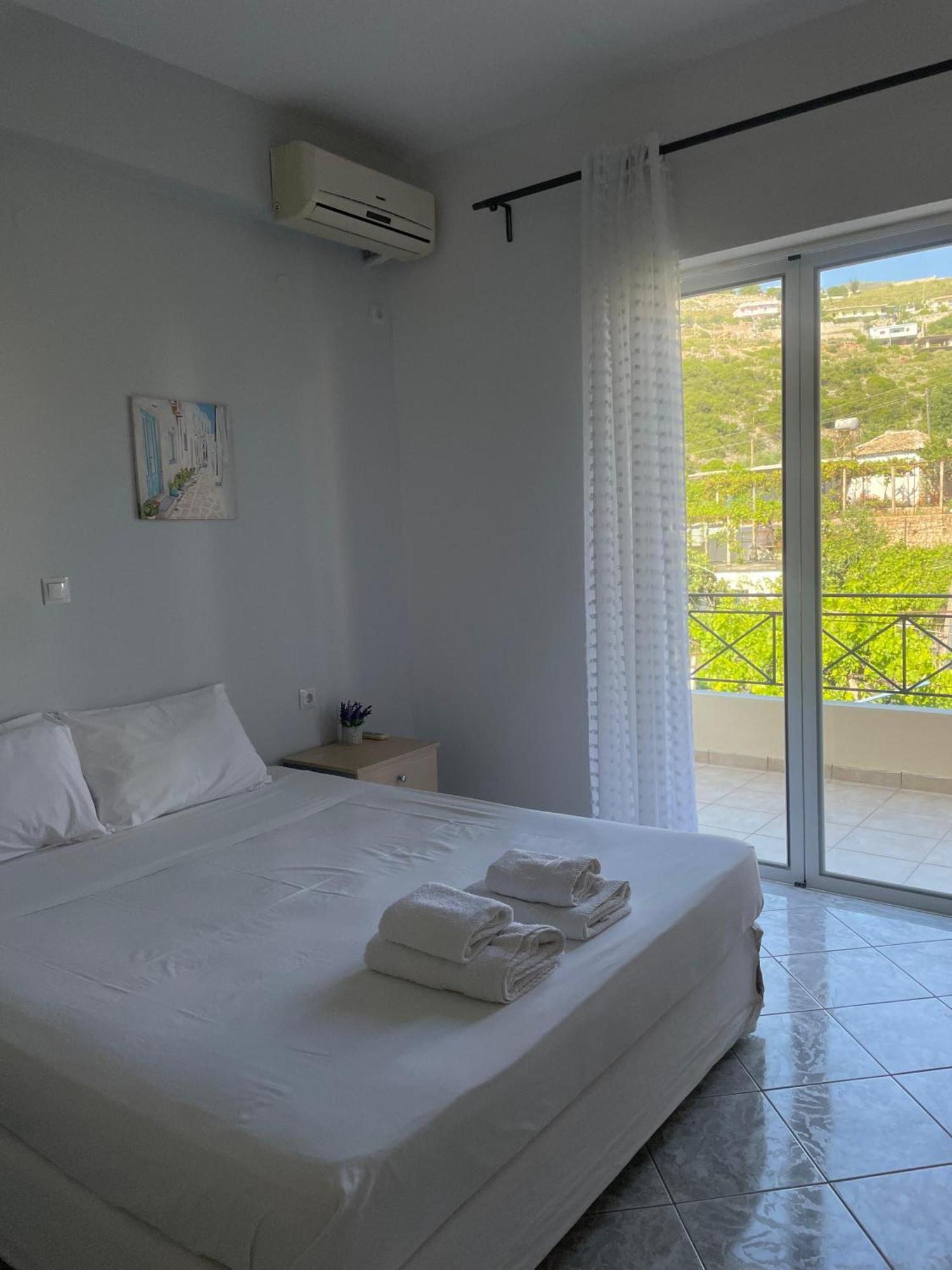 Marina Apartment *